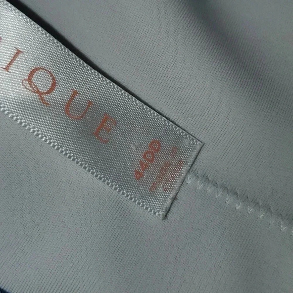 Cacique Lightly Lined Full Coverage Back Smoothing Bra Size 44DD - Picture 16 of 16